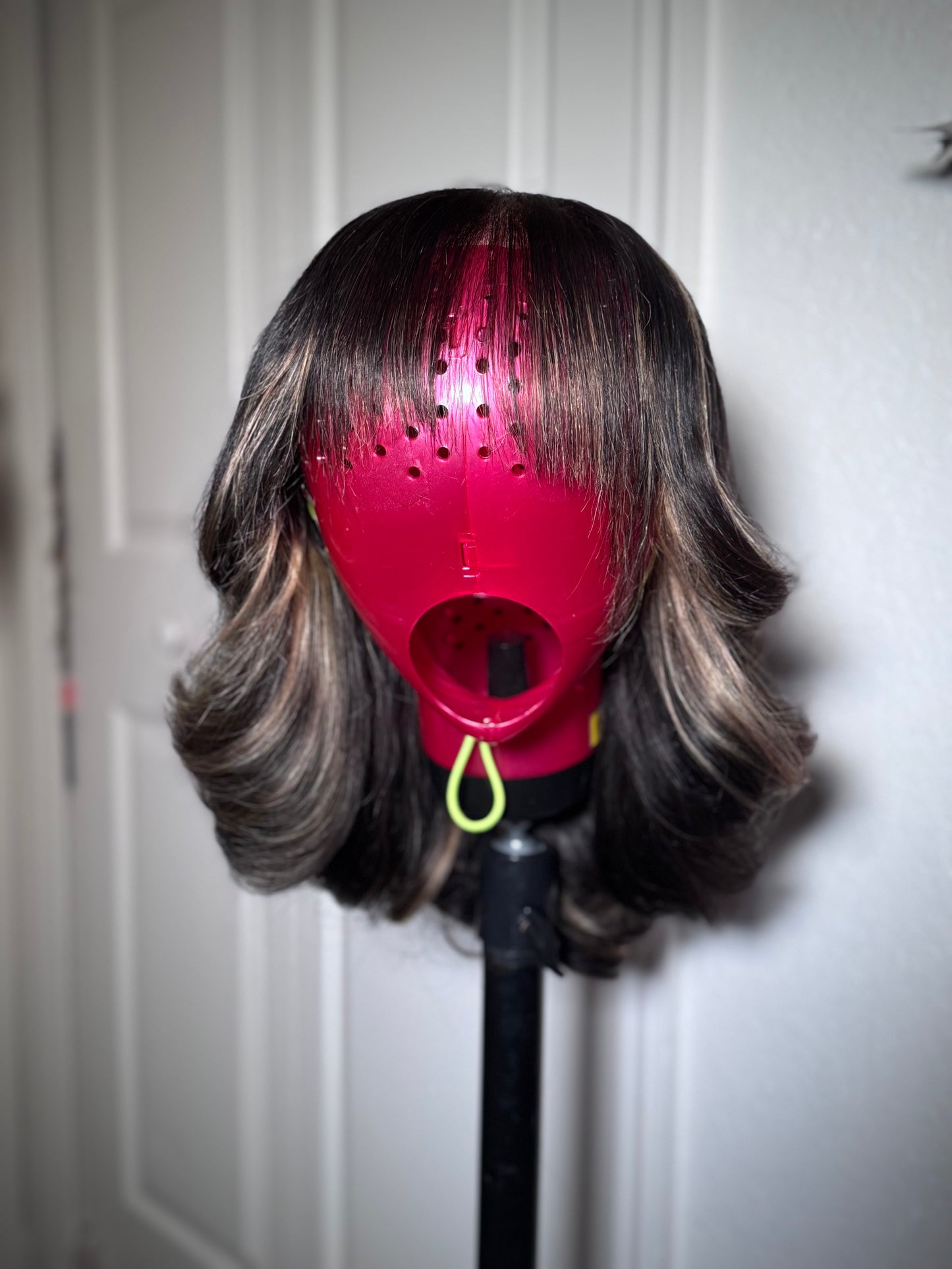 REFURBISHED WIG : Brown Highlight Bob Wig w/ Bangs