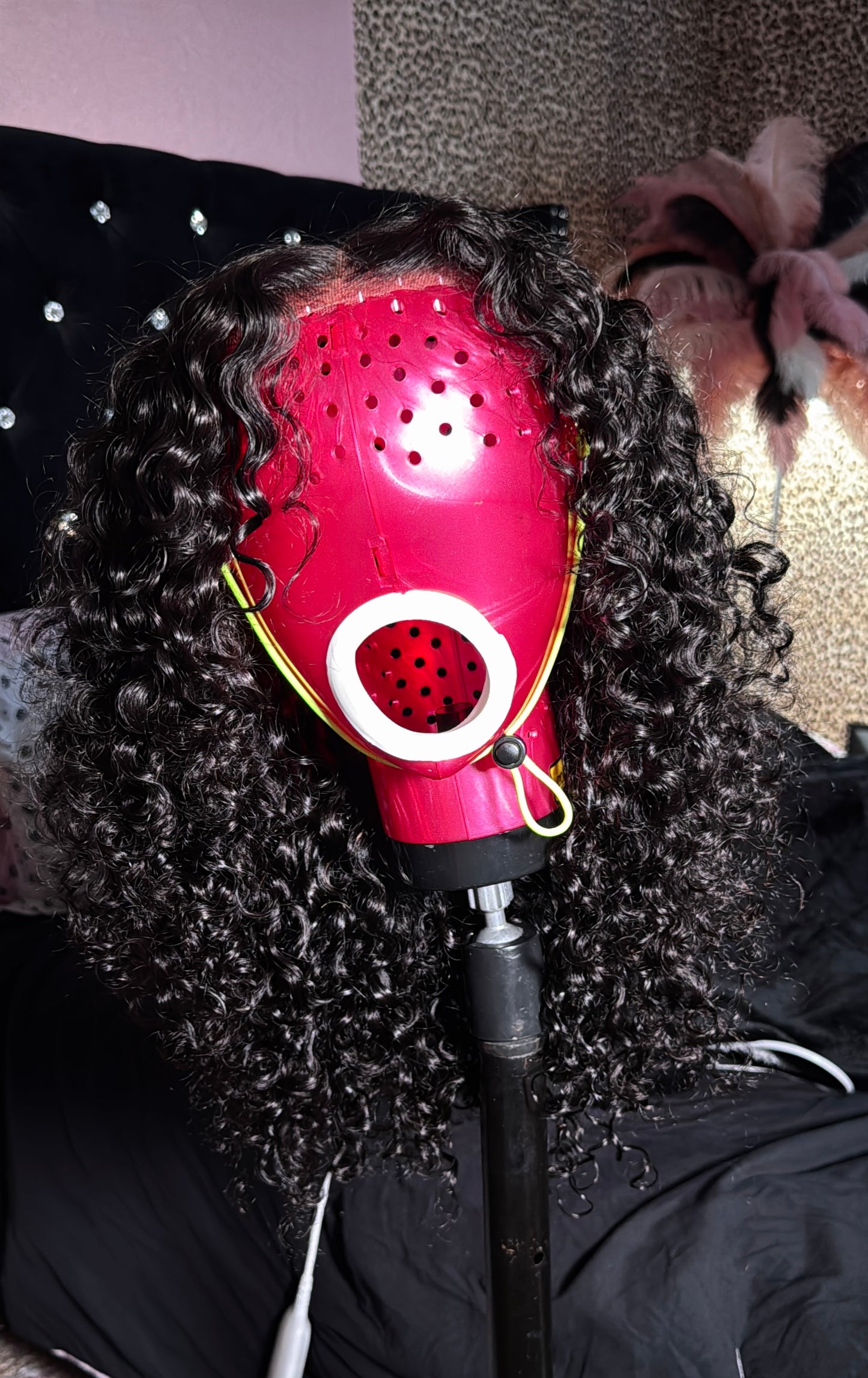 REFURBISHED WIG : Burmese Curly Wig (red band)