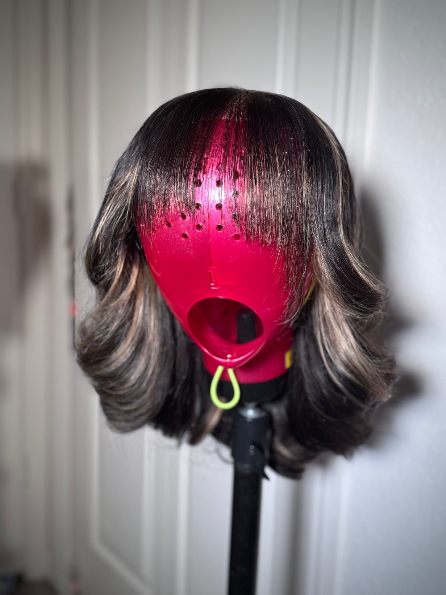 REFURBISHED WIG : Brown Highlight Bob Wig w/ Bangs